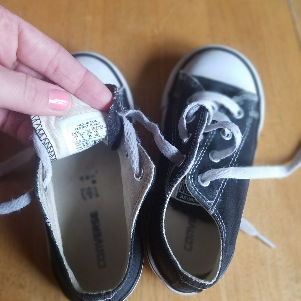 Converse - Picture 4 of 4